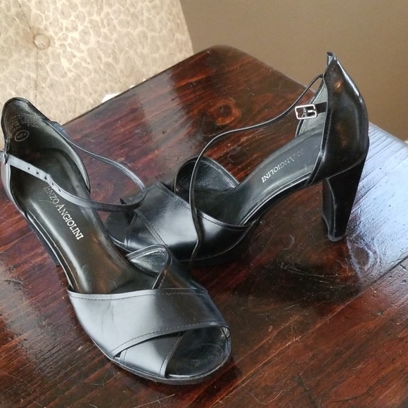 Heels - Picture 2 of 2